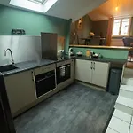 Bel Appartement, Parking Selon Dispo * ルーアン